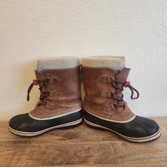 Sorel leather kids winter boots size 5 - Picture 5 of 9